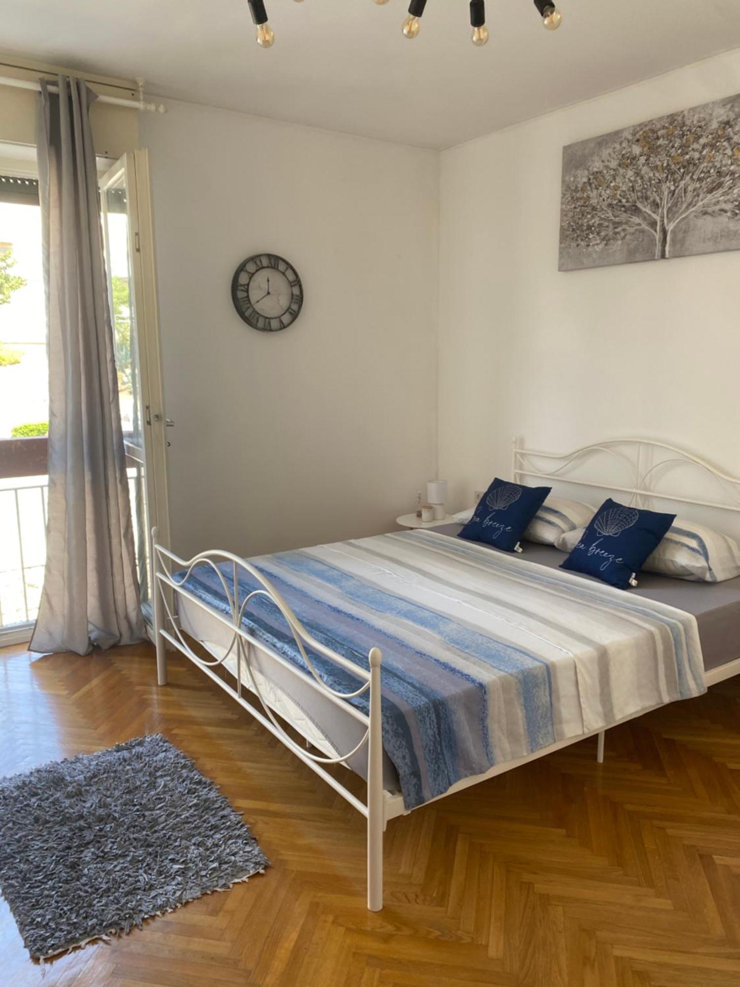 Apartment Niko - Self Check - In Split Bagian luar foto